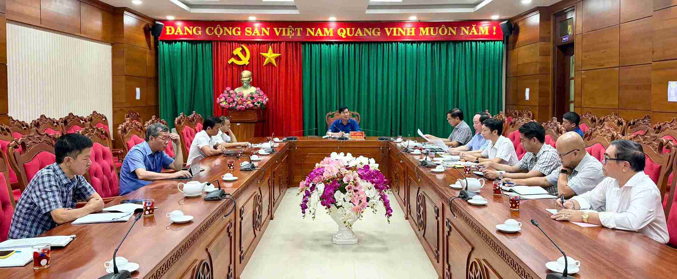Scene of the meeting. Photo: Trung Bao