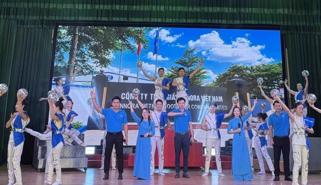Phần thi của Công ty TNHH Giầy Annora Việt Nam. Ảnh: Trần Lâm