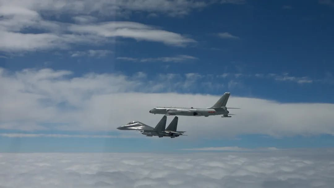 Aircraft of the Russian Aerospace Force and the Air Force of the Chinese People's Liberation Army conducted a joint patrol lasting about 6 hours in the Asia-Pacific region. Photo: Ministry of National Defense of China