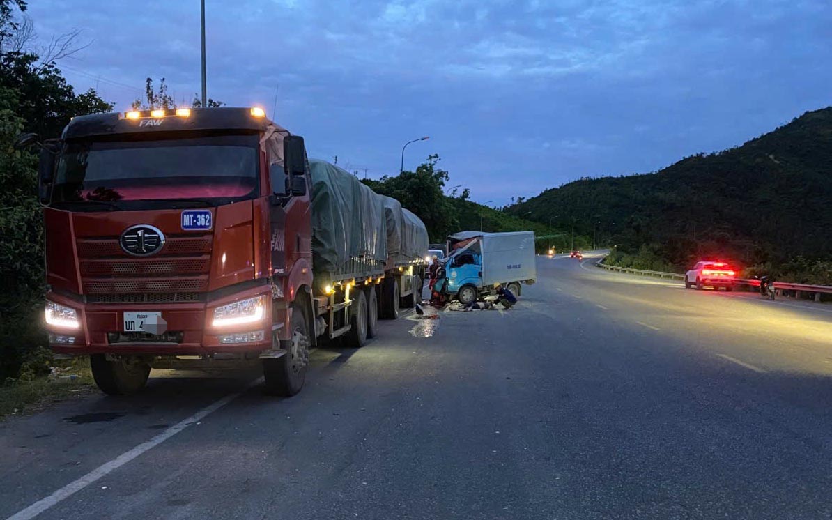 Scene of the accident that killed and injured the couple. Photo: Hoang Anh