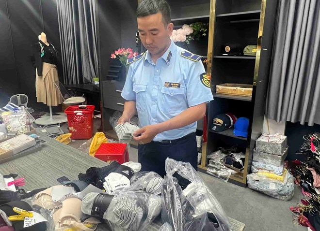 Counterfeit goods, goods infringing intellectual property rights still account for a large proportion of violations. Photo: DVCC
