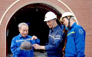 Nhiều thế hệ nối nghề, giữ lửa văn hóa thợ mỏ Quảng Ninh
