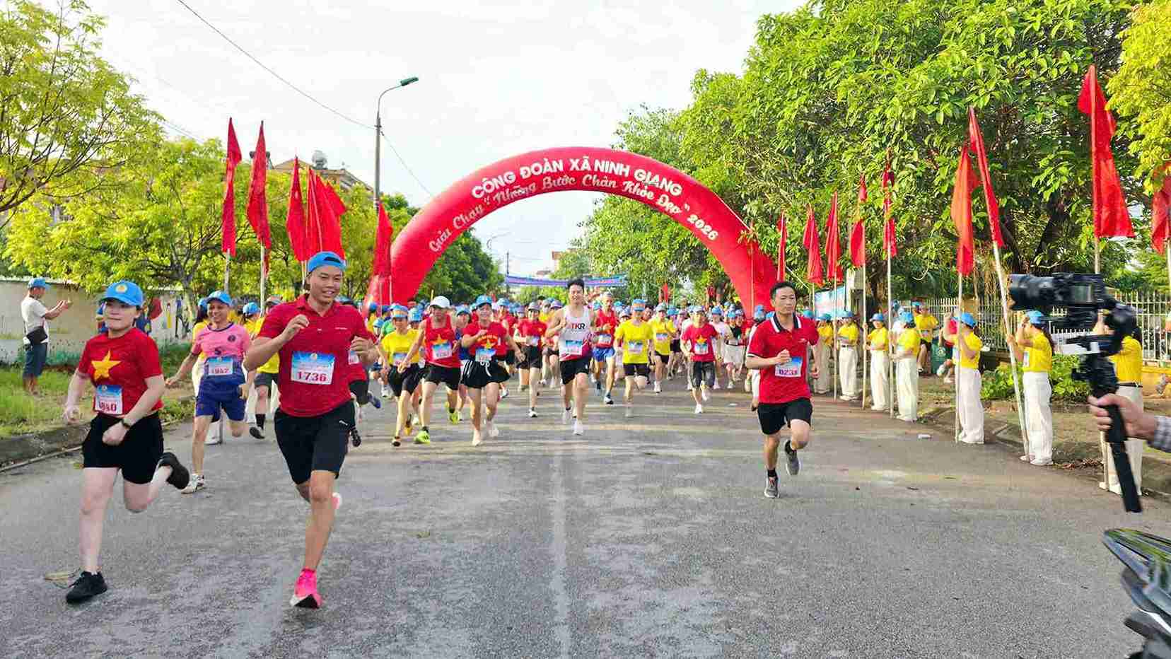 Ninh Giang Commune Trade Union organizes a useful sports playground for union members and workers. Photo: Hai Minh