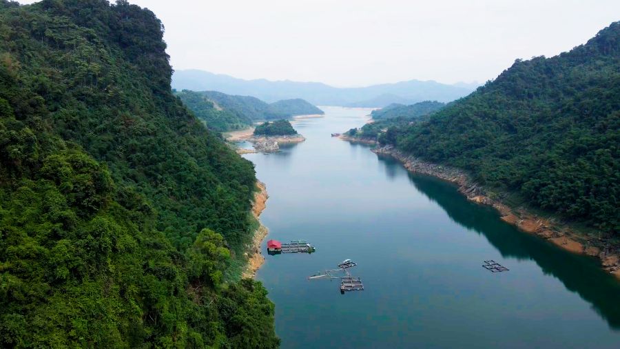 Awakening the tourism potential of the Hoa Binh lake area