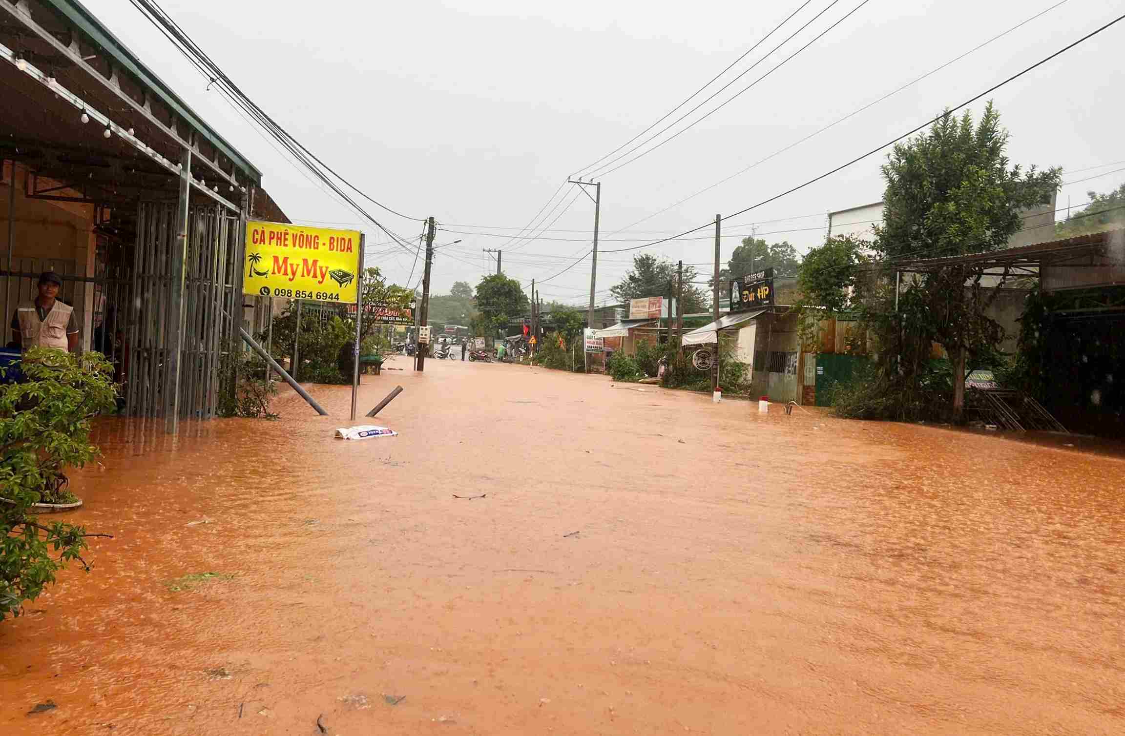 According to statistics, Lam Dong province has 505 risk points of flooding, flash floods, and landslides in the rainy season. Photo: Phuc Khanh