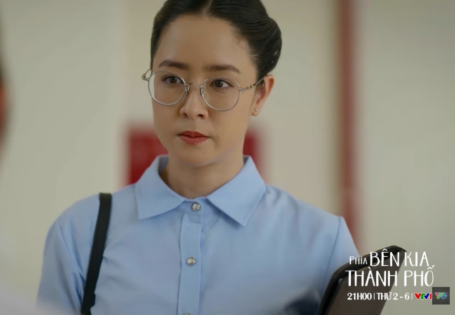 Bà Nhung chính là người gây ra những bi kịch trong phim “Phía bên kia thành phố“. Ảnh: VFC. 
