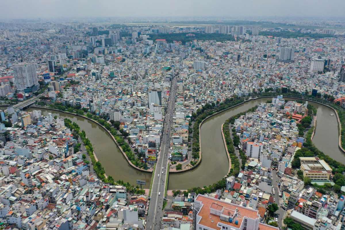 Dự án cải tạo kênh Nhiêu Lộc - Thị Nghè hoàn thành đã giải quyết triệt để tình trạng ngập úng và ô nhiễm môi trường, nâng cao chất lượng sống cho hơn 1,2 triệu người dân trong lưu vực. Ảnh: Anh Tú