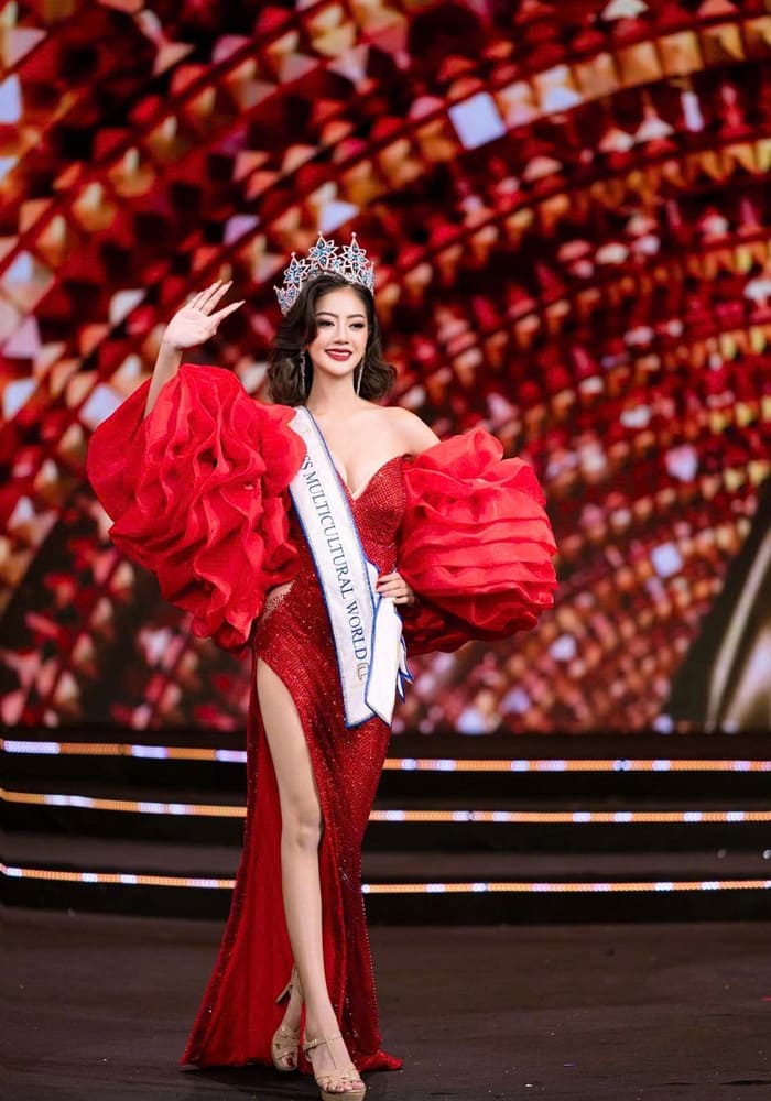 Nhan sắc