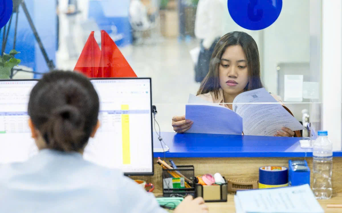 Sau khi thực hiện các thủ tục hành chính, công dân có thể truy cập Cổng khảo sát độc lập HiHUB tại địa chỉ khaosat.hihub.vn. Ảnh: HiHUB