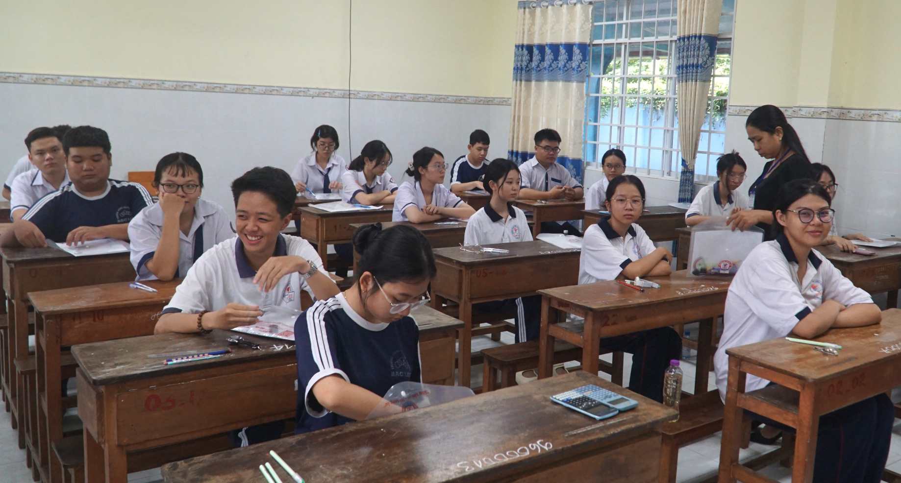 Học sinh THPT Cà Mau chuẩn bị bước vào kỳ thi tốt nghiệp THPT năm  2026. Ảnh: Nhật Hồ.
