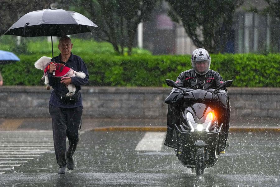 The Chinese Ministry of Irrigation on June 28 deployed flood prevention work as a new heavy rain is forecast to affect the southern region of the country. Photo: Xinhua