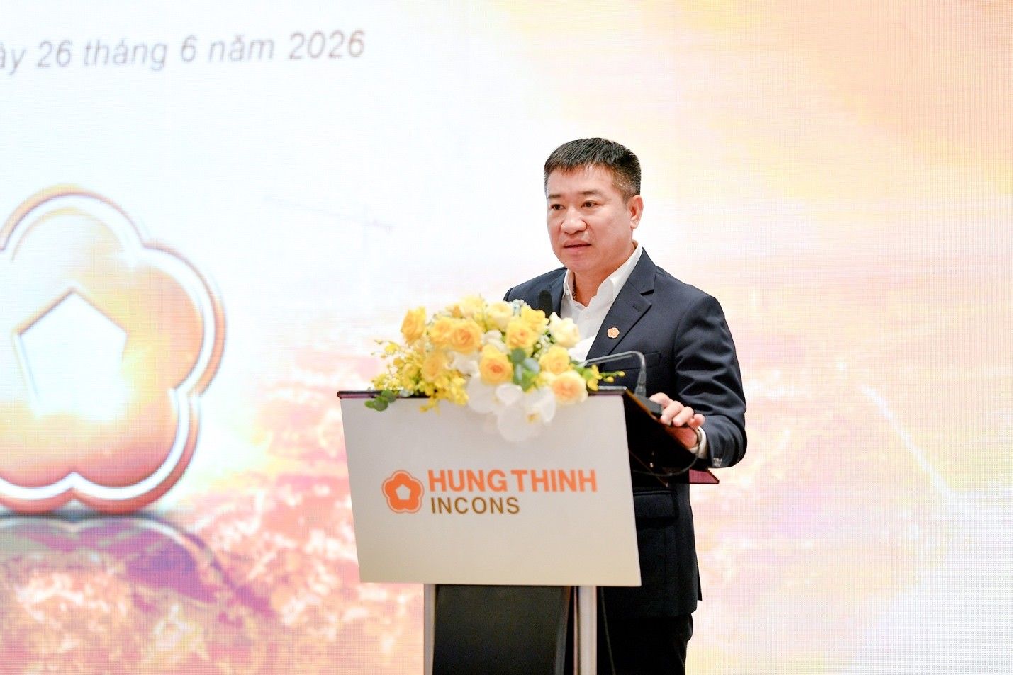 Ông Nguyễn Đình Trung - Chủ tịch Hội đồng quản trị Hưng Thịnh Incons phát biểu tại Đại hội. Ảnh: Hưng Thịnh