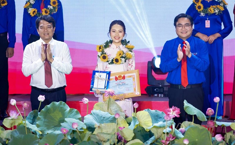 「Em xinh say hi」チャンピオン、フオン・ミー・チの恋愛観における転換点