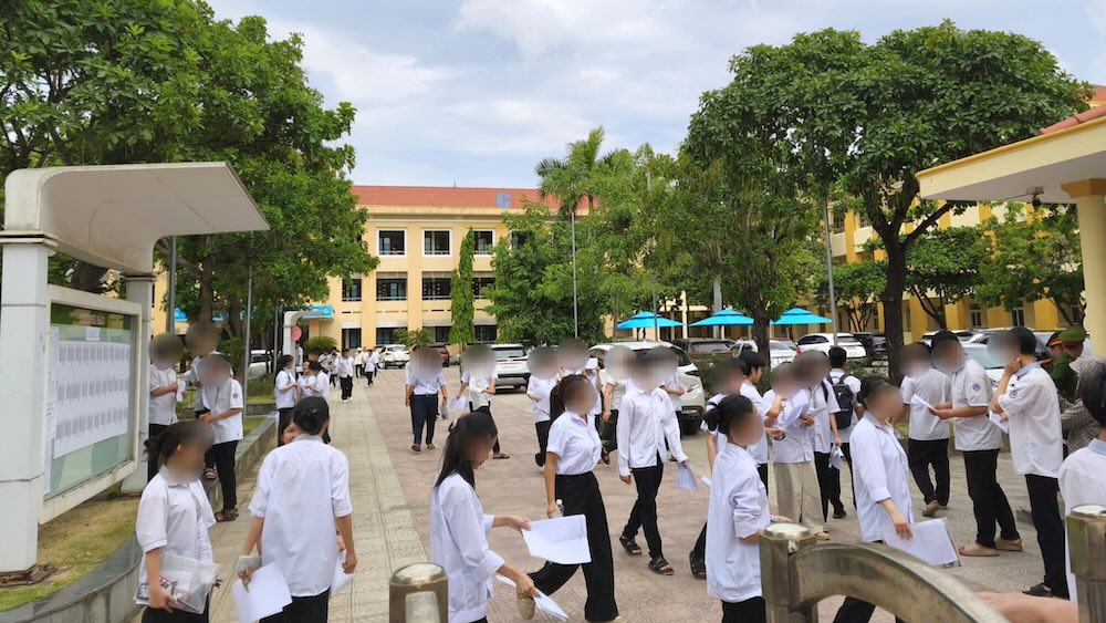 Students participate in the 10th grade entrance exam in Quang Tri. Photo: Thanh Trung