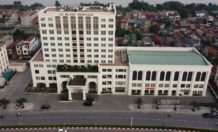 Le Blanc Heritage là khách sạn tiêu chuẩn 4 sao đầu tiên của phường Yên Bái.