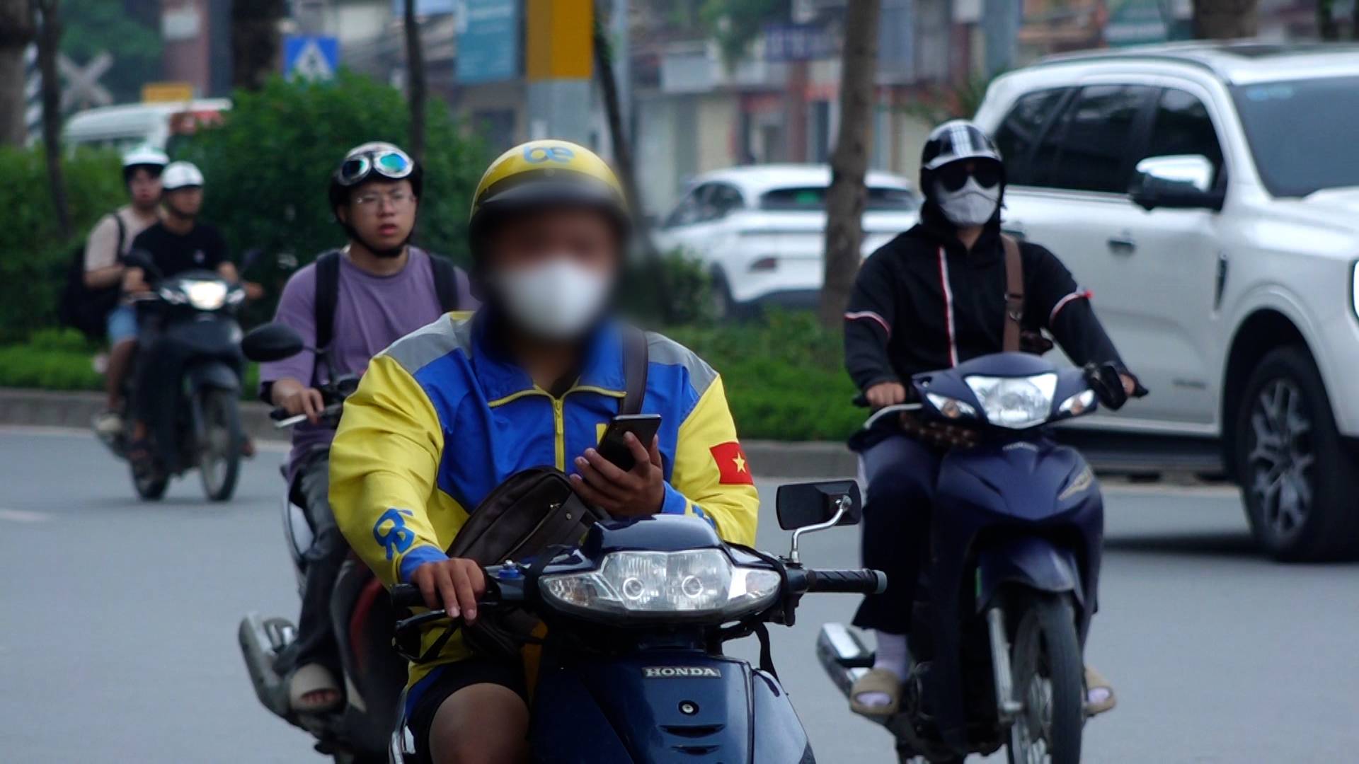 Envíadores, conductores de moto taxi tecnológicos y infracciones inaceptables