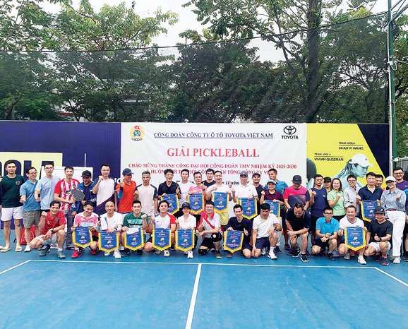 Giải Pickleball do Công đoàn Công ty Ôtô Toyota Việt Nam tổ chức góp phần tạo sân chơi gắn kết, nâng cao đời sống tinh thần cho người lao động. Ảnh: Công đoàn Công ty Ôtô Toyota Việt Nam