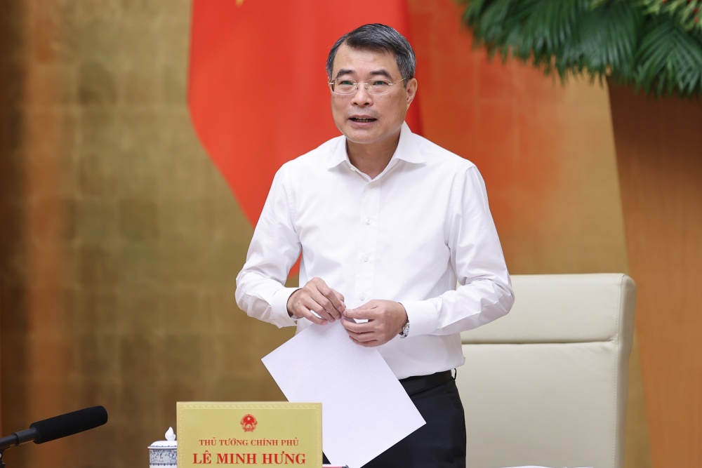 Politburo Member, Prime Minister Le Minh Hung chairs the regular Government meeting in May 2026. Photo: VGP