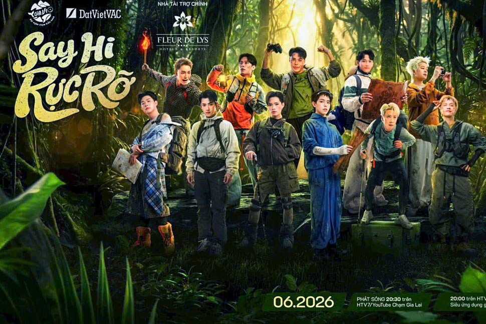 The reality show "Say Hi Rực Rỡ" will air from June 7, recording the survival journey of the "Say Hi Brothers" cast in the forest and sea of Gia Lai. Photo: BTC