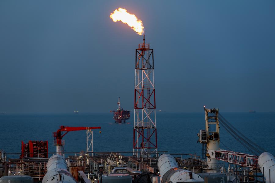 World oil prices continue to fluctuate as the Iran conflict heats up again. Photo: Xinhua