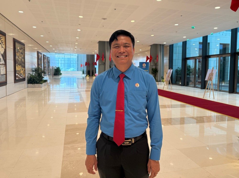 El Sr. Do Tran Thinh, Presidente de la Federación Laboral de la provincia de An Giang, compartió las expectativas de los miembros del sindicato y los trabajadores enviadas al XIV Congreso del Sindicato de Vietnam. Foto: Tra My