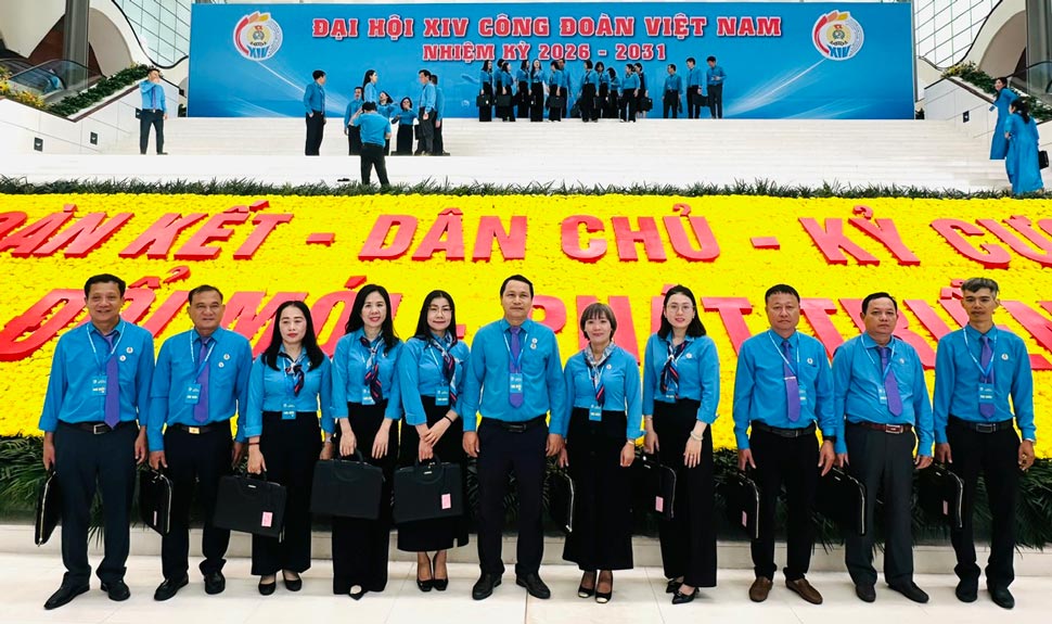 Đoàn đại biểu Công đoàn tỉnh Gia Lai dự Đại hội. Ảnh: Mỹ Lệ