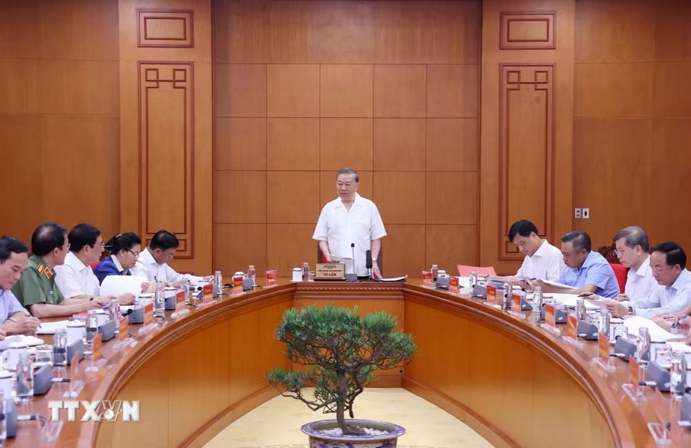 Tổng Bí thư, Chủ tịch nước Tô Lâm chủ trì cuộc làm việc. Ảnh: TTXVN