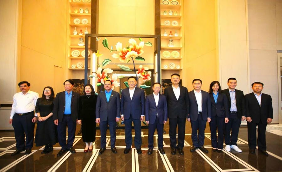 Đoàn đại biểu cấp cao của Tổng LĐLĐVN thăm, làm việc với Tổng Công hội Trung Quốc từ ngày 15-19.4.2025. Ảnh: Ban Công tác Công đoàn Tổng LĐLĐVN cung cấp