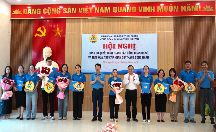 Thuy Nguyen Ward Trade Union (Hai Phong) established 5 grassroots trade unions in Workers' Month 2026. Photo: Mai Dung