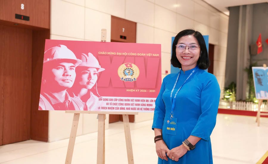 Ms. Tran Thi Thanh Nga - Deputy Head of the Administration Department, Vice President of the Trade Union of Phu My Fertilizer Plant - at the XIV Congress of the Vietnam Trade Union. Photo: Hai Nguyen