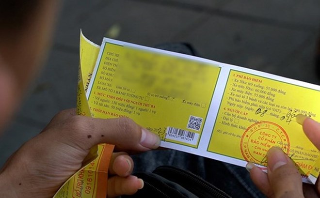 Current motorbike insurance premiums include compulsory and voluntary insurance types. Photo: Hai Danh