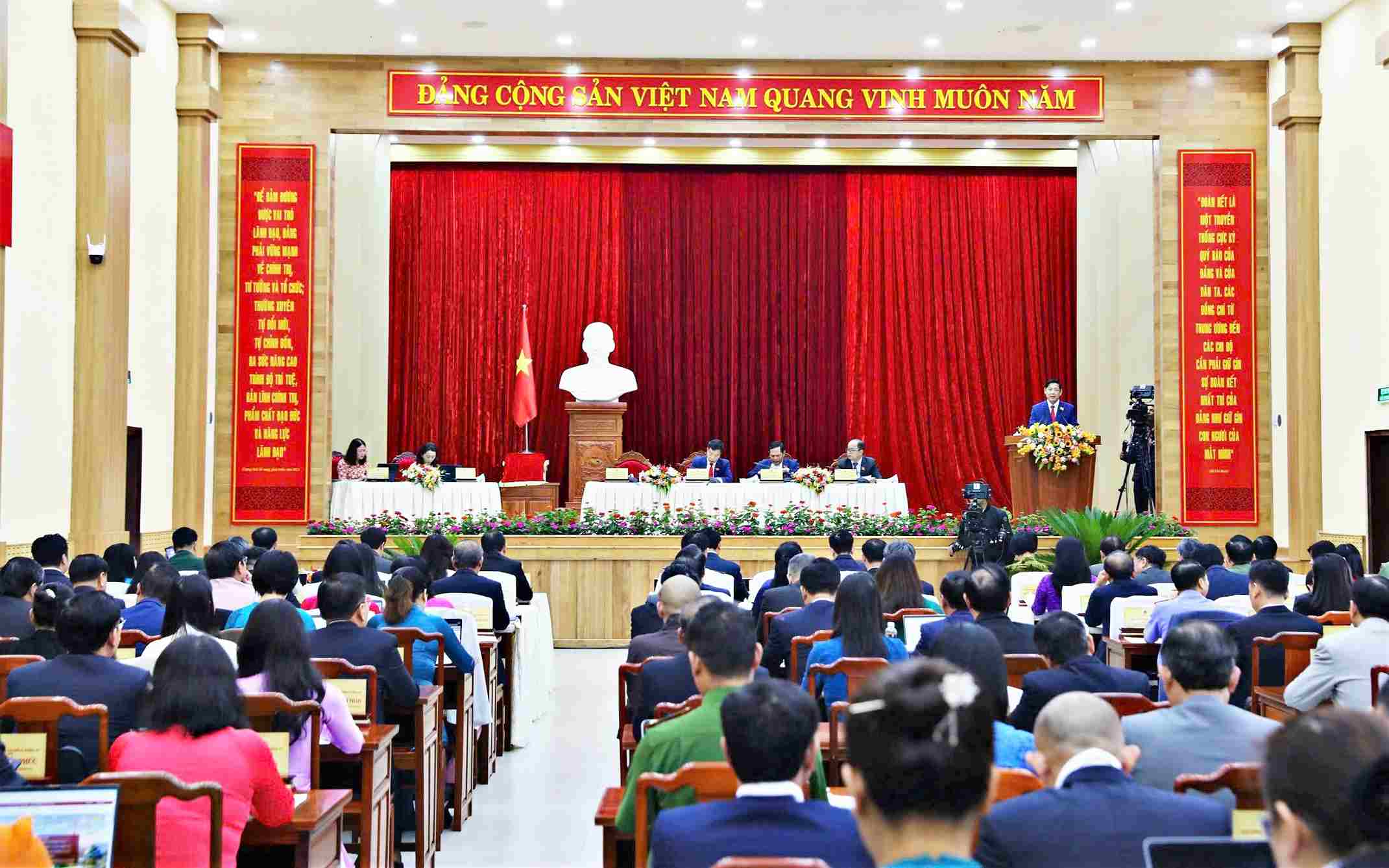 Quang cảnh kỳ họp. Ảnh: Thành Lê 