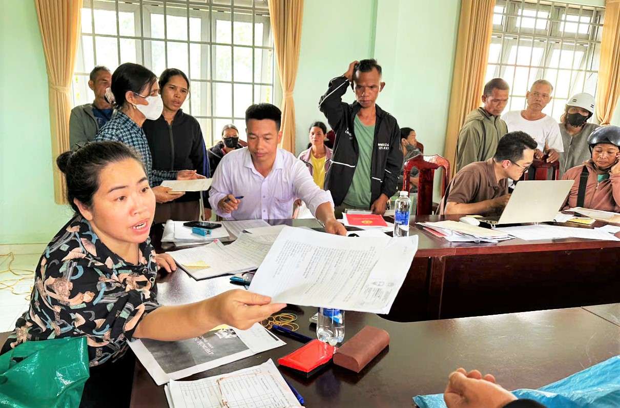 Lam Dong deploys payment of forest environmental service fees to contractors. Photo: Hoang Duyen