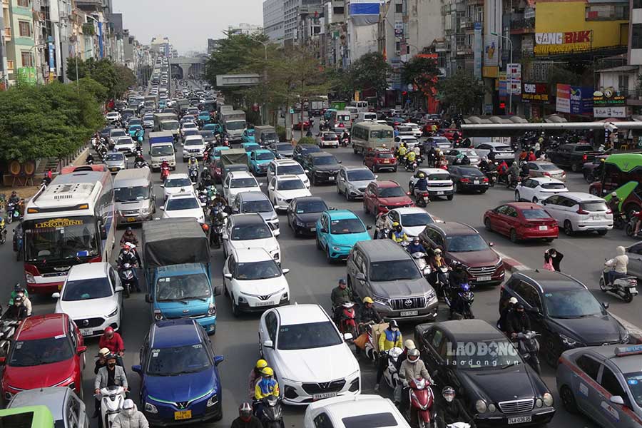 Hanoi accelerates to eliminate traffic congestion points. Photo: To The
