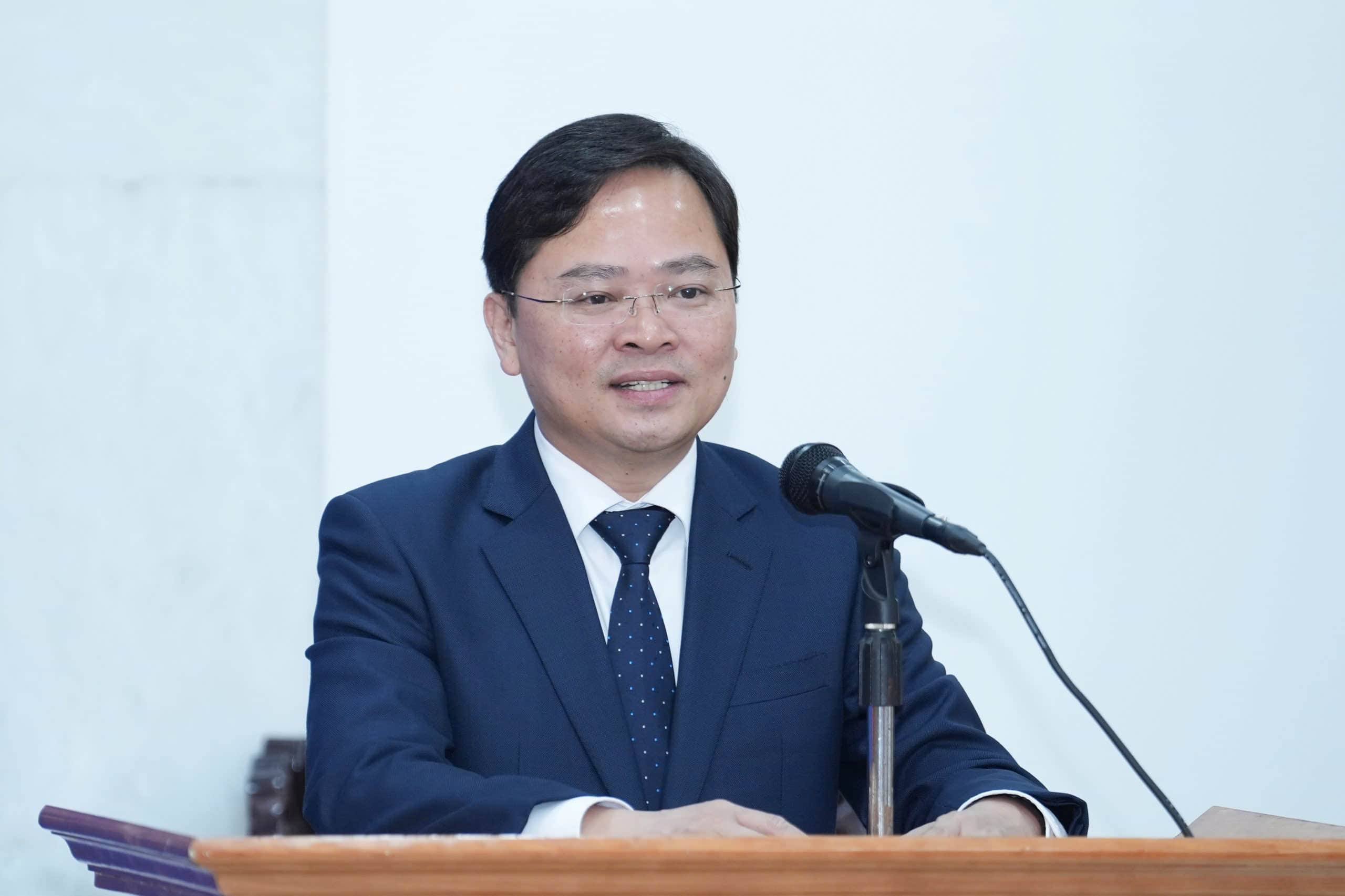 Ông Nguyễn Anh Tuấn - Ủy viên Trung ương Đảng, Chủ tịch Tổng Liên đoàn Lao động Việt Nam phát biểu tại Hội nghị. Ảnh: Hữu Chánh