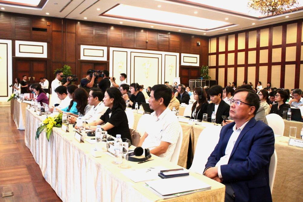 Hội thảo thu hút sự tham gia của các nhà quản lý, luật gia và doanh nghiệp hoạt động trong lĩnh vực điện ảnh. Ảnh: Thanh Huyền