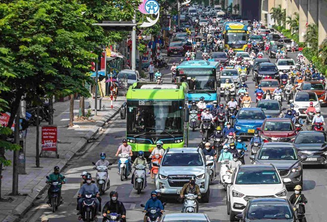 Hà Nội triển khai vùng phát thải thấp ở một số khu vực thuộc Vành đai 1 từ ngày 1.7. Ảnh: Dương Anh