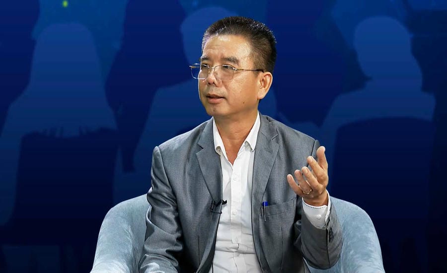 Ông Phạm Xuân Vinh, Trưởng phòng nghiệp vụ bảo hiểm thất nghiệp (Trung tâm Quốc gia về dịch vụ việc làm - Bộ Nội vụ). Ảnh: Việt Tuấn