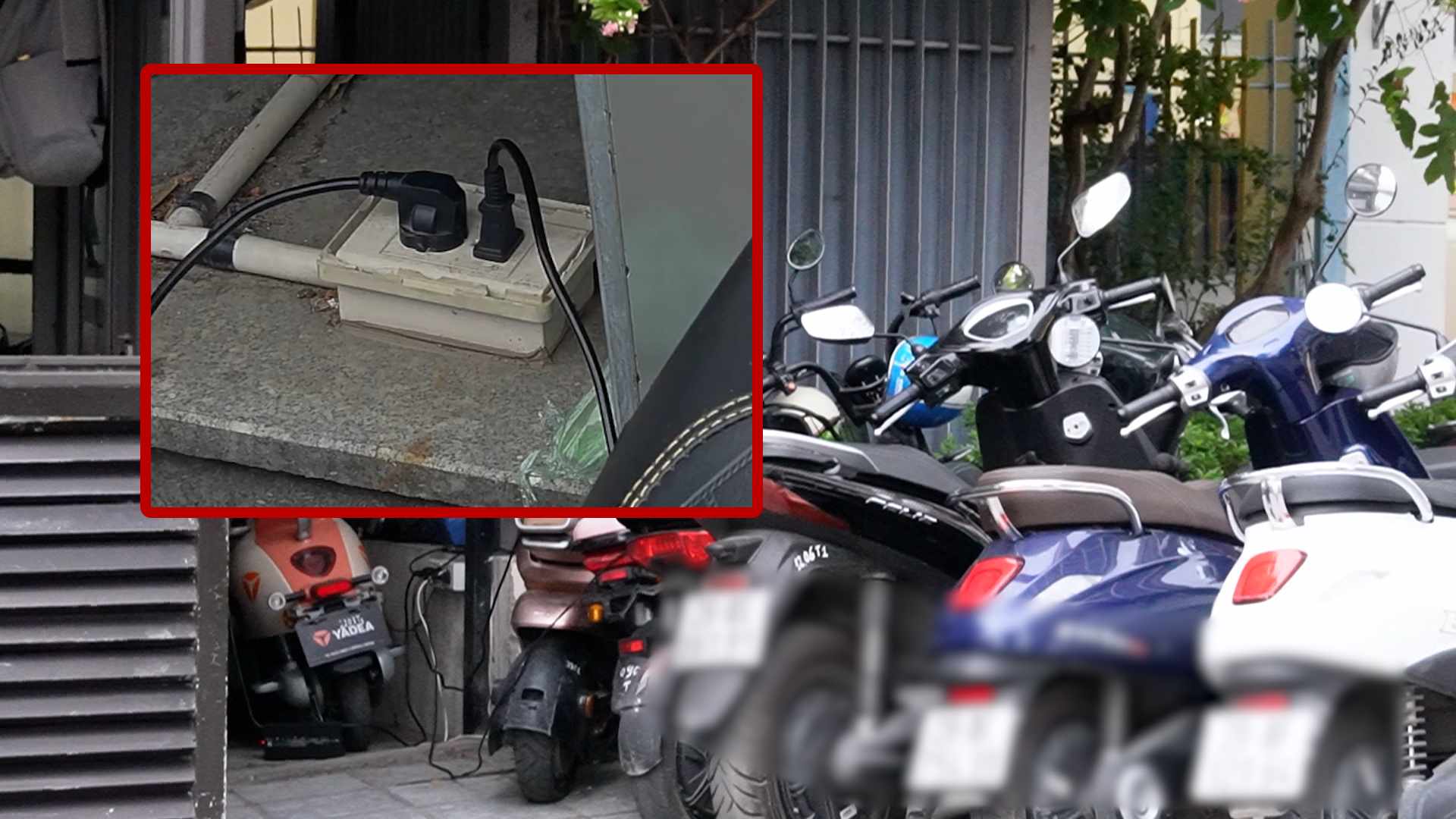 Todo el edificio solo tiene 3 enchufes para cargar coches eléctricos.