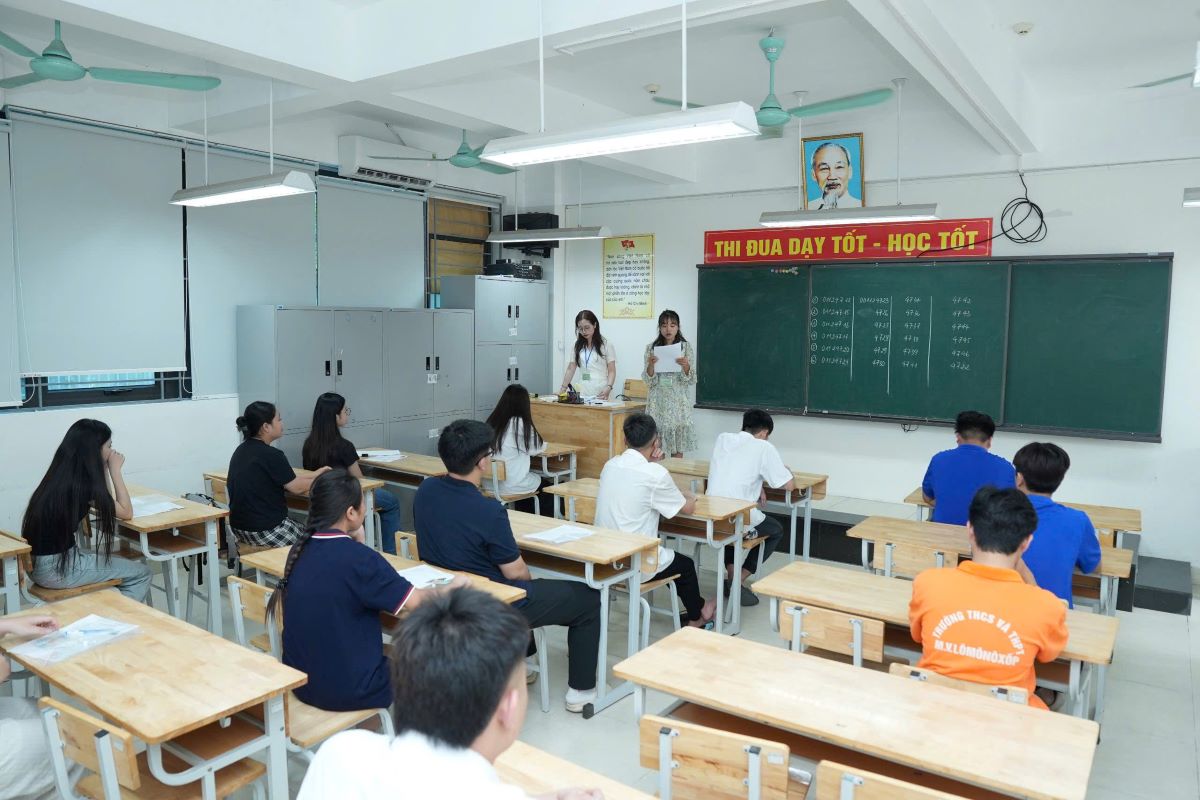 The Ministry of Education and Training has just announced the high school graduation exam scores for 2026. Photo: Huu Chanh