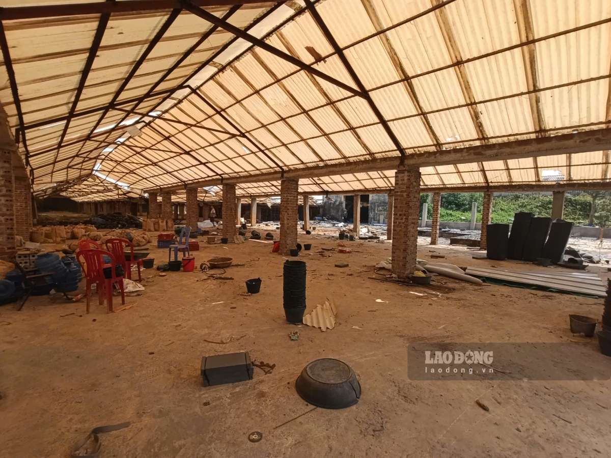 Stop production of buckets and basins in the area of Trung Nghia Tunnel Brick Factory. Photo: Luong Ha