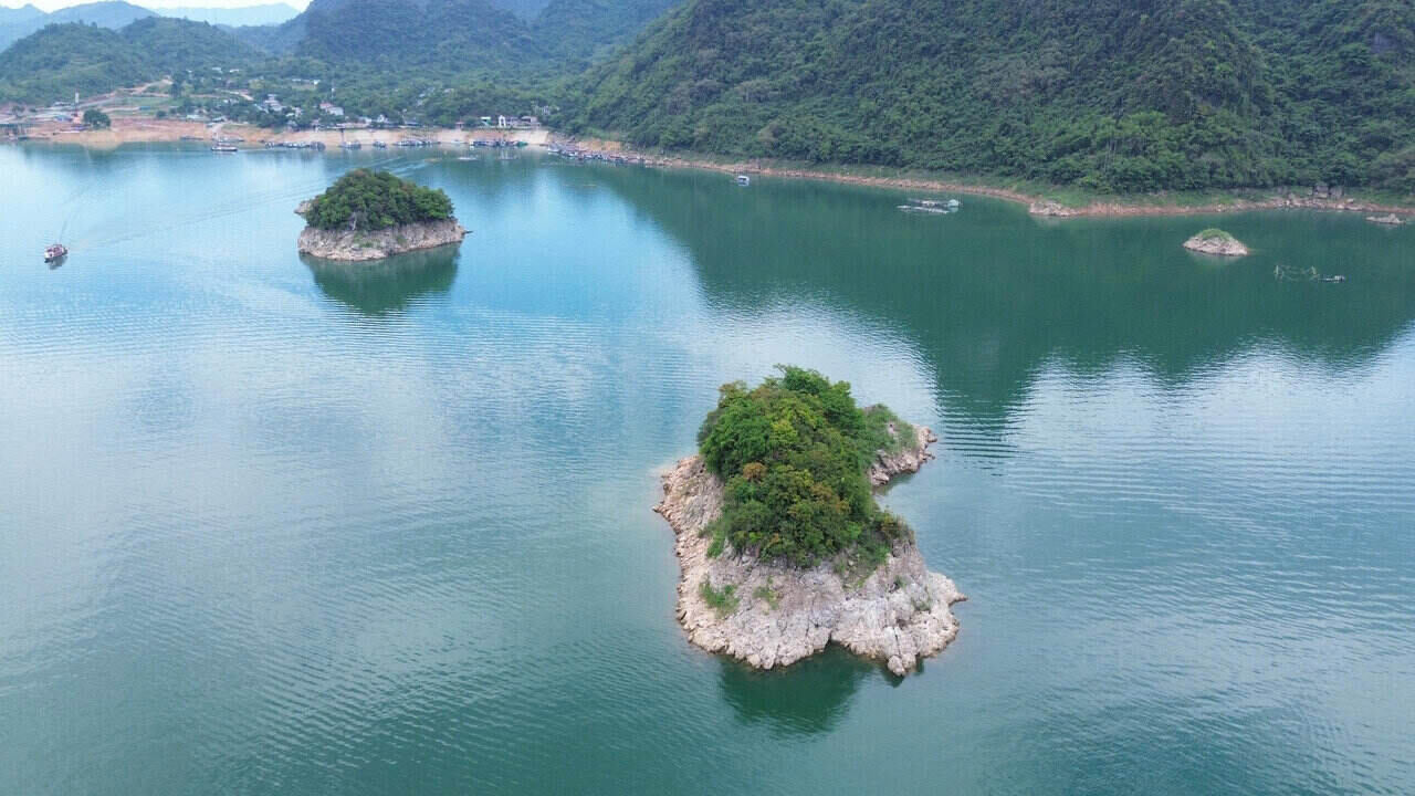 Weather forecast for the Northwest region today helps tourists refer to information before exploring and experiencing outdoor activities. Photo: Minh Chuyen