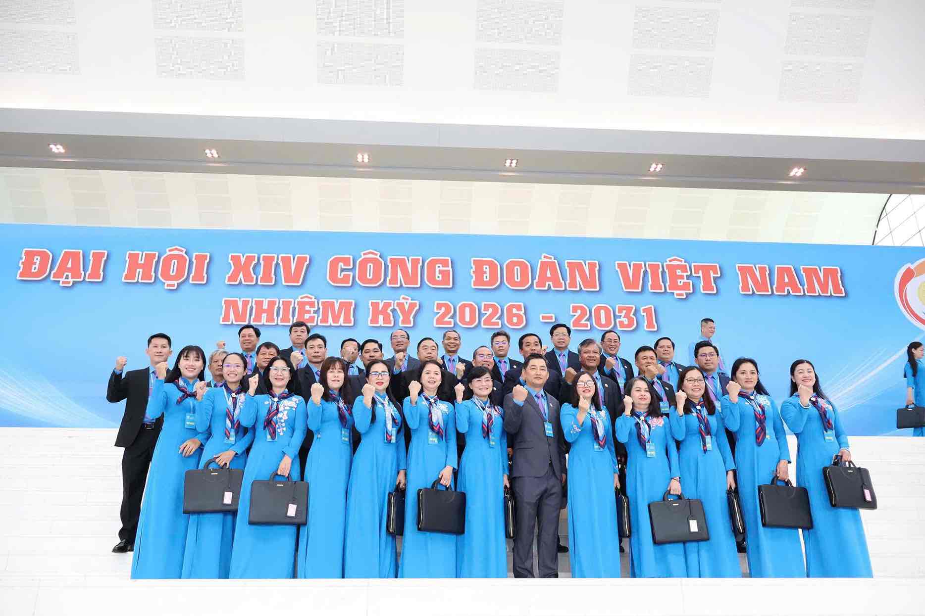 Đoàn đại biểu thành phố Đồng Nai tham dự Đại hội XIV Công đoàn Việt Nam. Ảnh: CĐCC