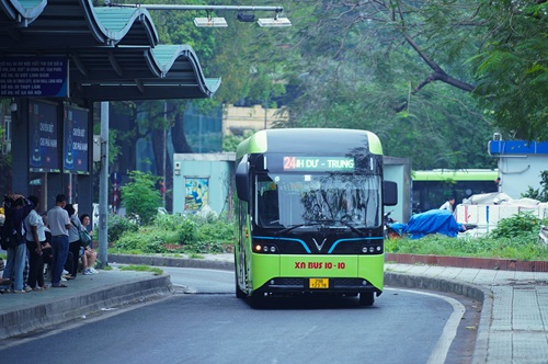 Giao thông xanh trở thành giải pháp giảm phát thải ở Hà Nội. Ảnh: Minh Hạnh