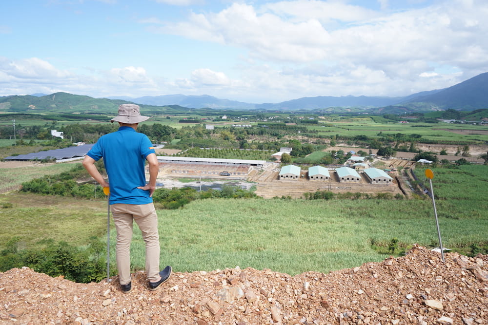 Inspectors pointed out many violations of some businesses in Khanh Hoa mineral exploitation. Photo: Huu Long