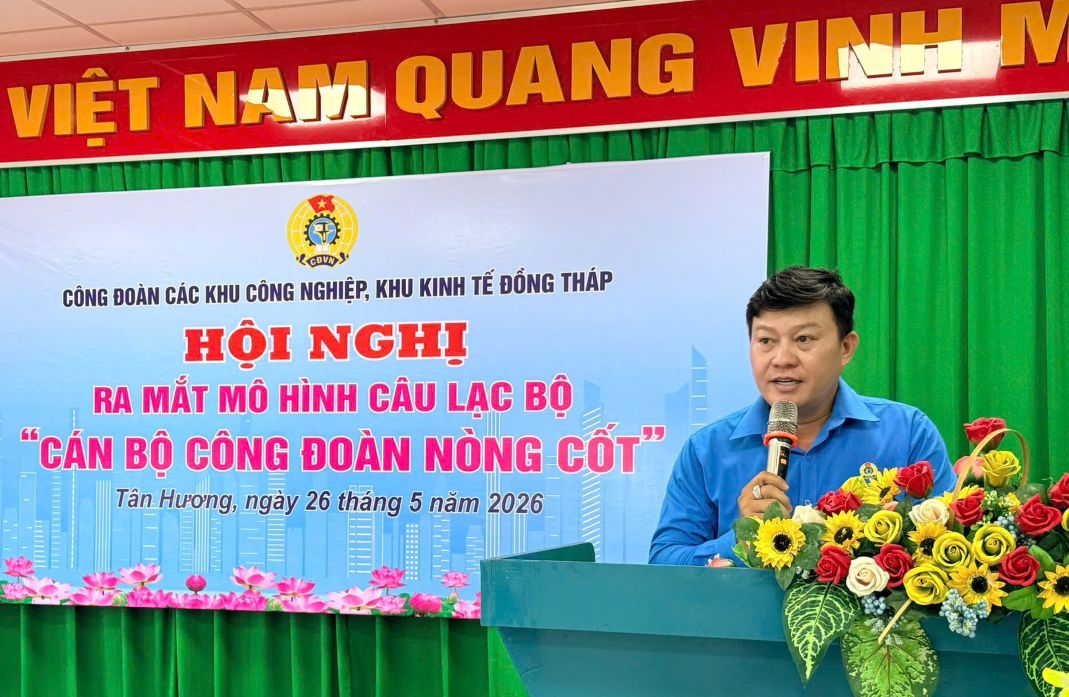 Ông Nguyễn Thanh Nhàn phát biểu tại sự kiện ra mắt Câu lạc bộ Cán bộ Công đoàn nòng cốt tại Khu công nghiệp. Ảnh: Thanh Nhàn