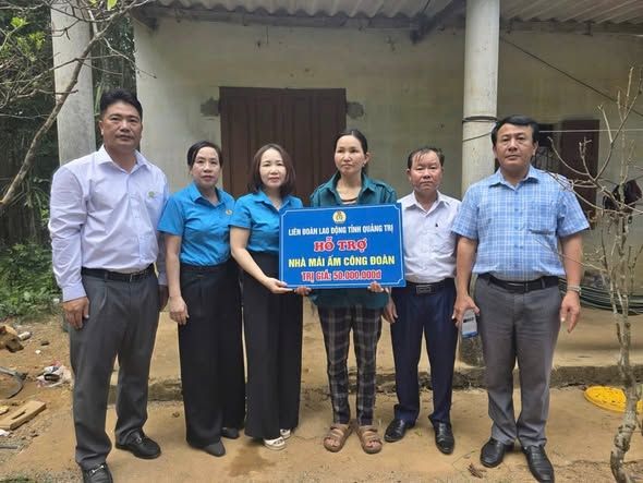 The Provincial Labor Federation organizes many activities to care for union members and workers. Photo: Quang Tri Trade Union