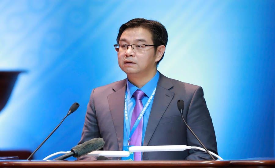 Mr. Nguyen Van Thang - Member of the Presidium of the Vietnam General Confederation of Labour, City Party Committee Member, Vice Chairman of the Vietnam Fatherland Front Committee of Hanoi City, Chairman of the Hanoi Labor Federation presented a paper at the 14th Congress of Vietnam Trade Unions. Photo: Huu Chanh