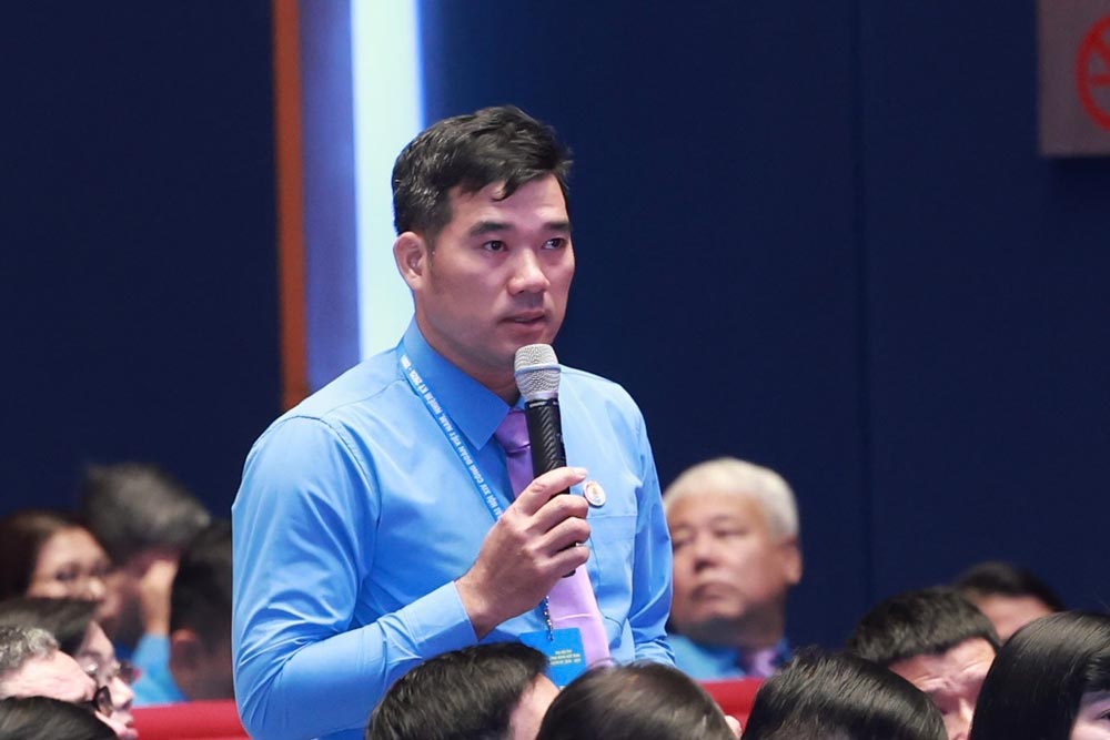 Ông Phạm Đình Duẩn - Anh hùng Lao động, Phó trưởng phòng Điều khiển sản xuất, Công ty Cổ phần Than Vàng Danh. Ảnh: Hải Nguyễn