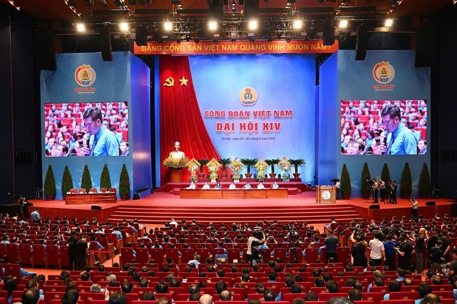 Exchange and discussion program between the Prime Minister and delegates and closing session of the 14th Vietnam Trade Union Congress